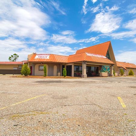 American Best Inn By Oyo I-35 Perry Near Lake Mcmurtry Экстерьер фото
