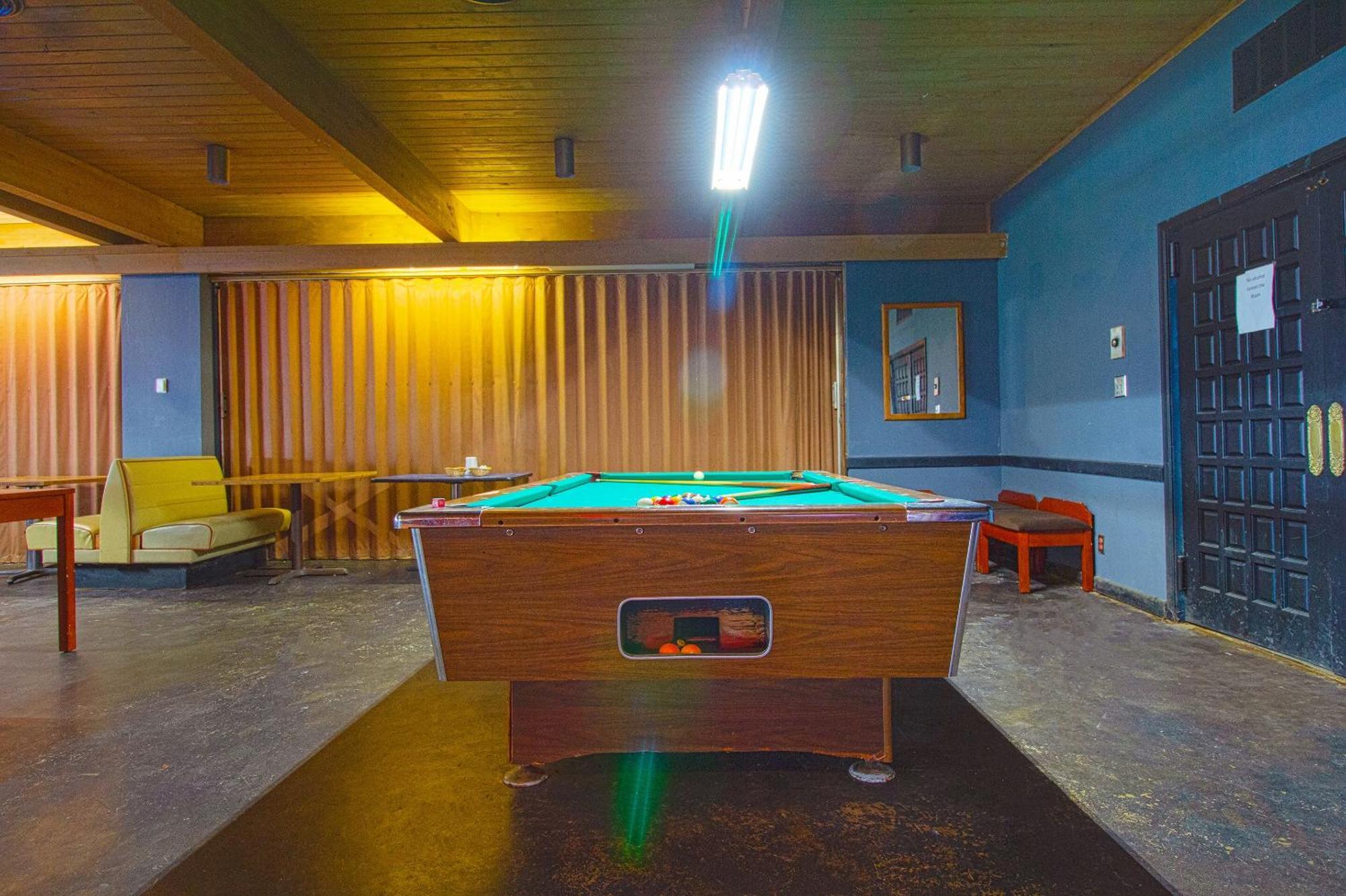 American Best Inn By Oyo I-35 Perry Near Lake Mcmurtry Экстерьер фото