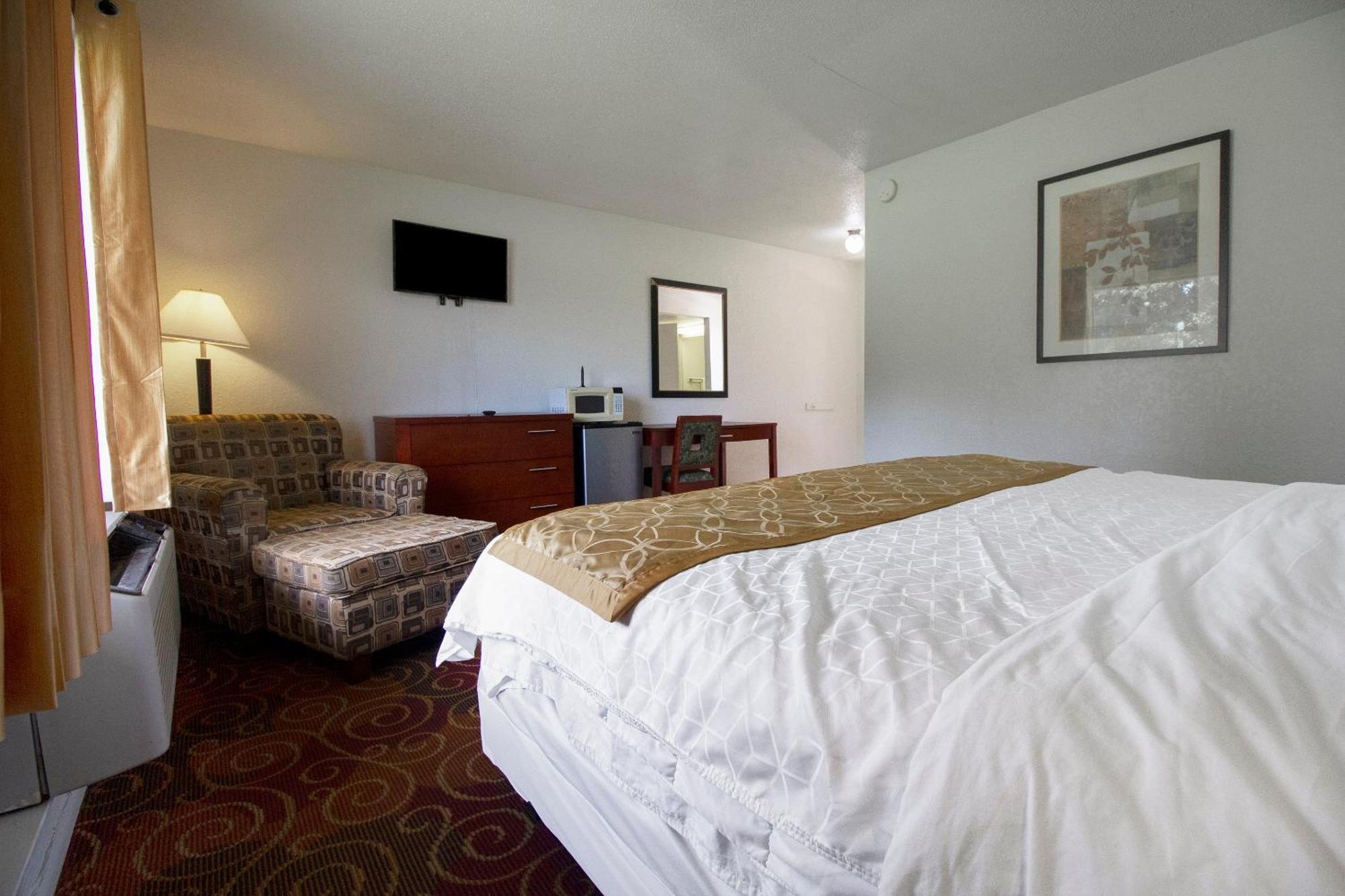 American Best Inn By Oyo I-35 Perry Near Lake Mcmurtry Экстерьер фото